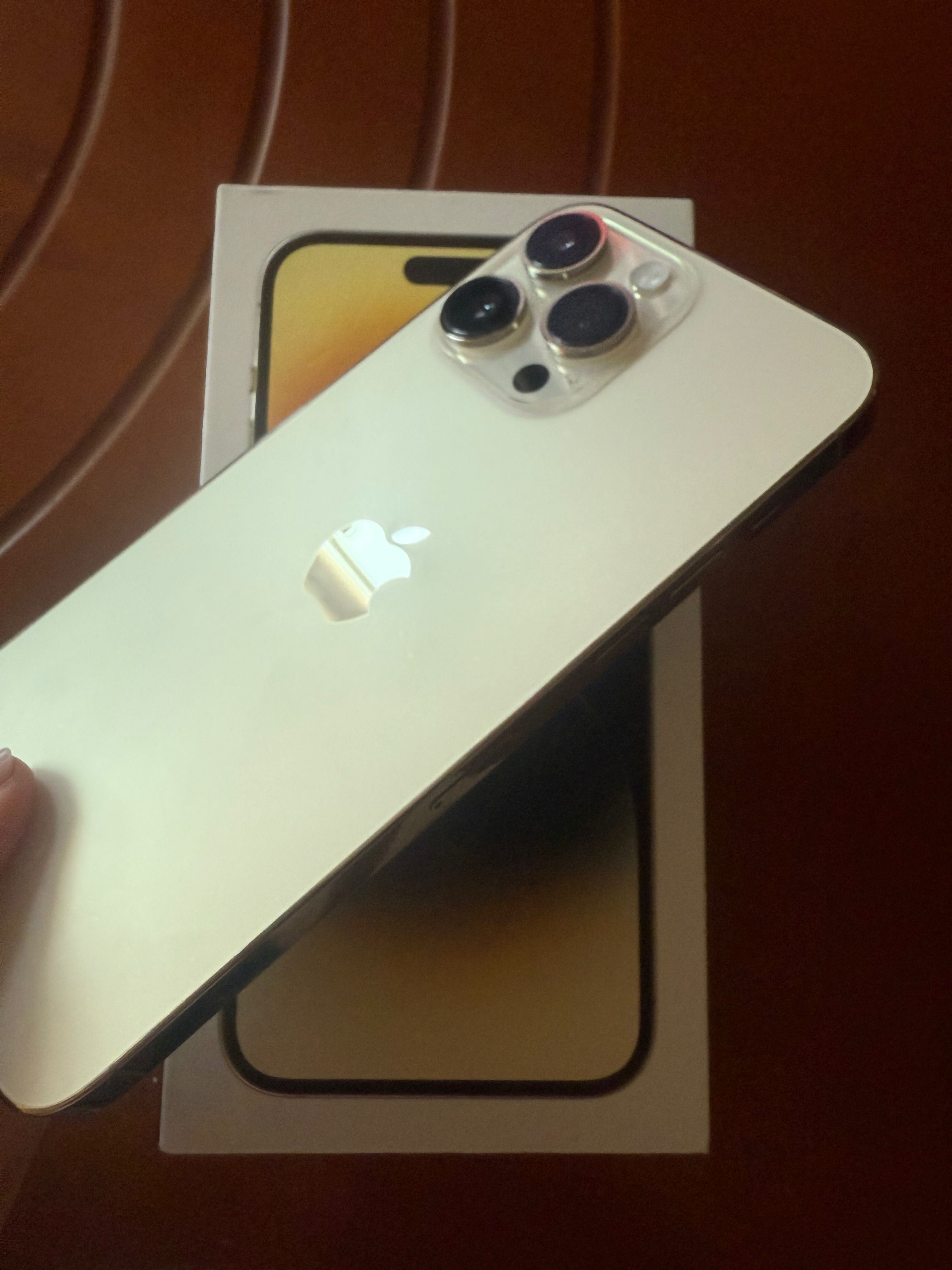 iPhone 14 Pro max
