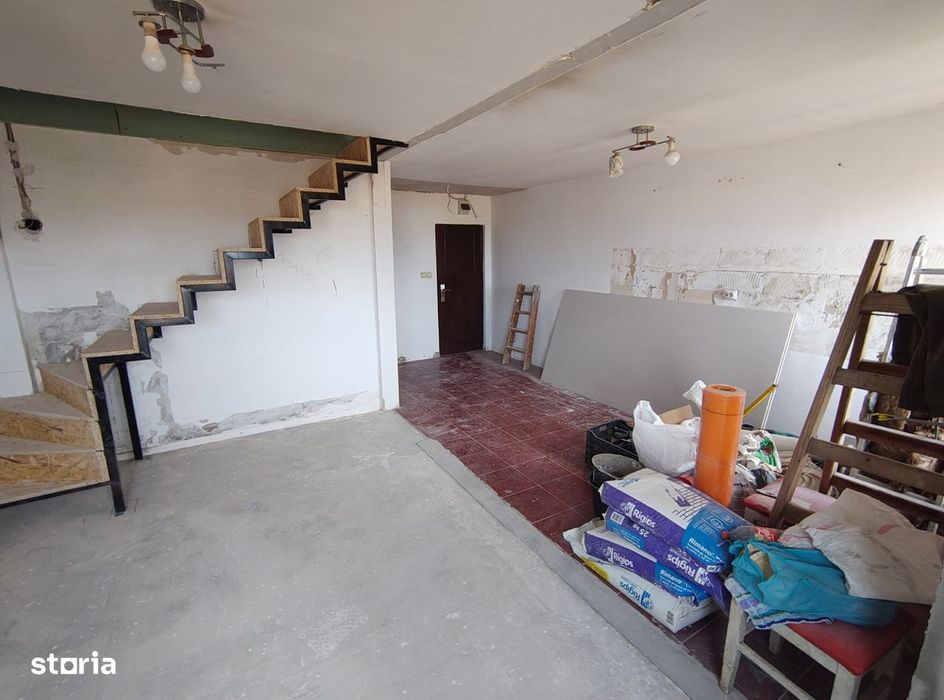 Ap. 2 cam, Decomandat, Nec. renovare, Sângeorgiu de Mureș zona Apollo