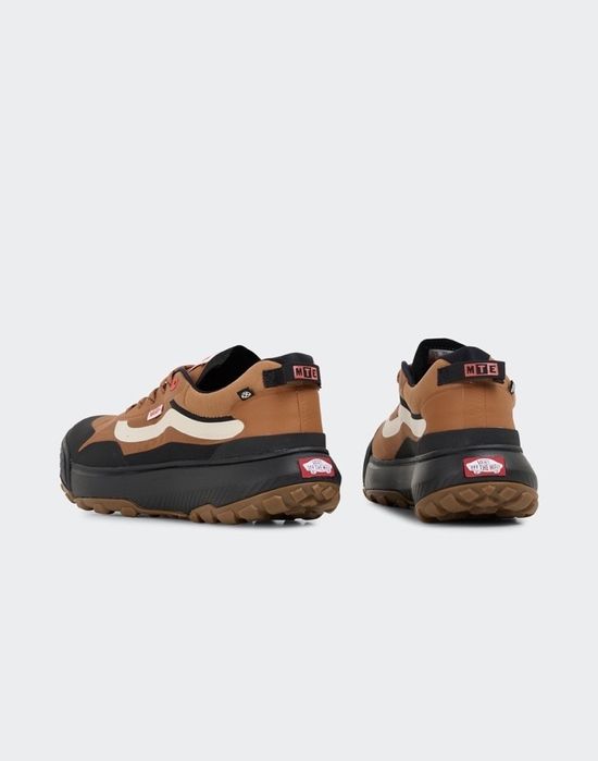 Дамски маратонки Vans