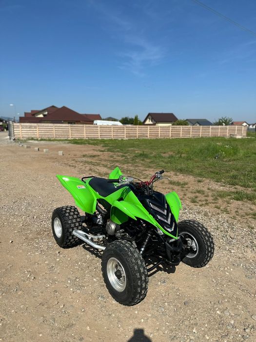 Vând Yamaha Raport 700 sau schimb cu auto