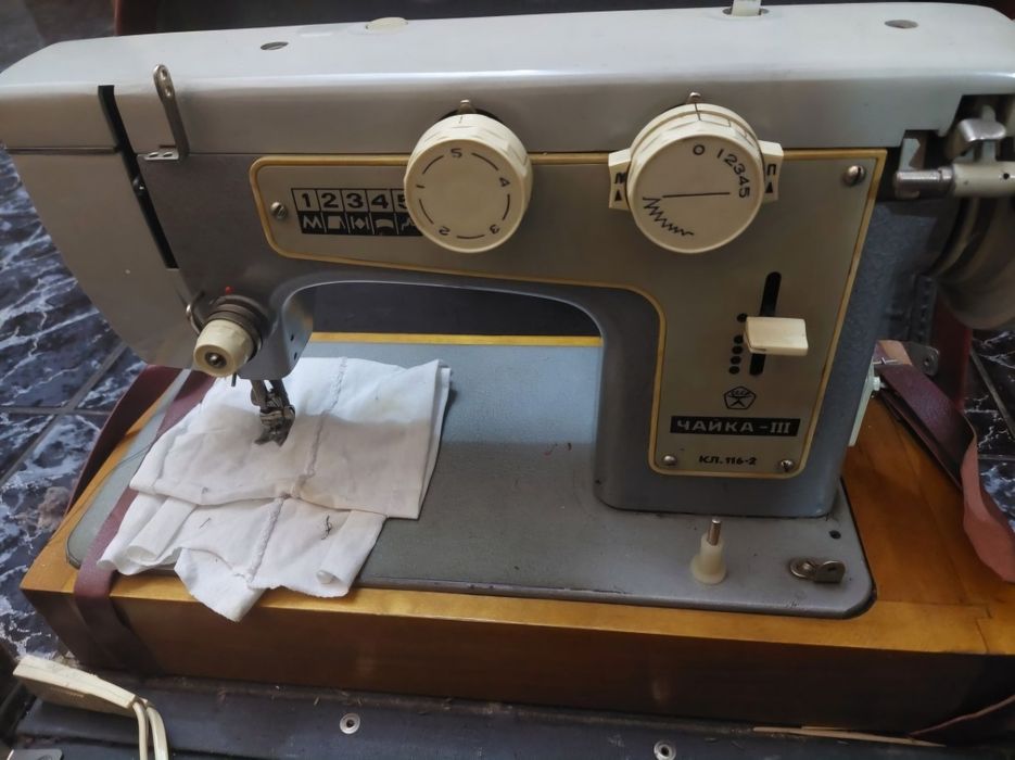 Masina de cusut veche