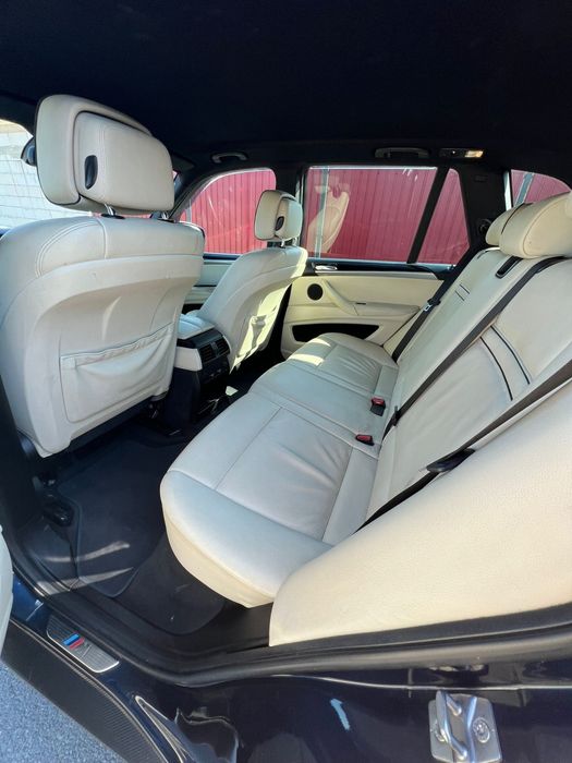 Bmw x5 e70 Facelift full m Fara motor fara cutie