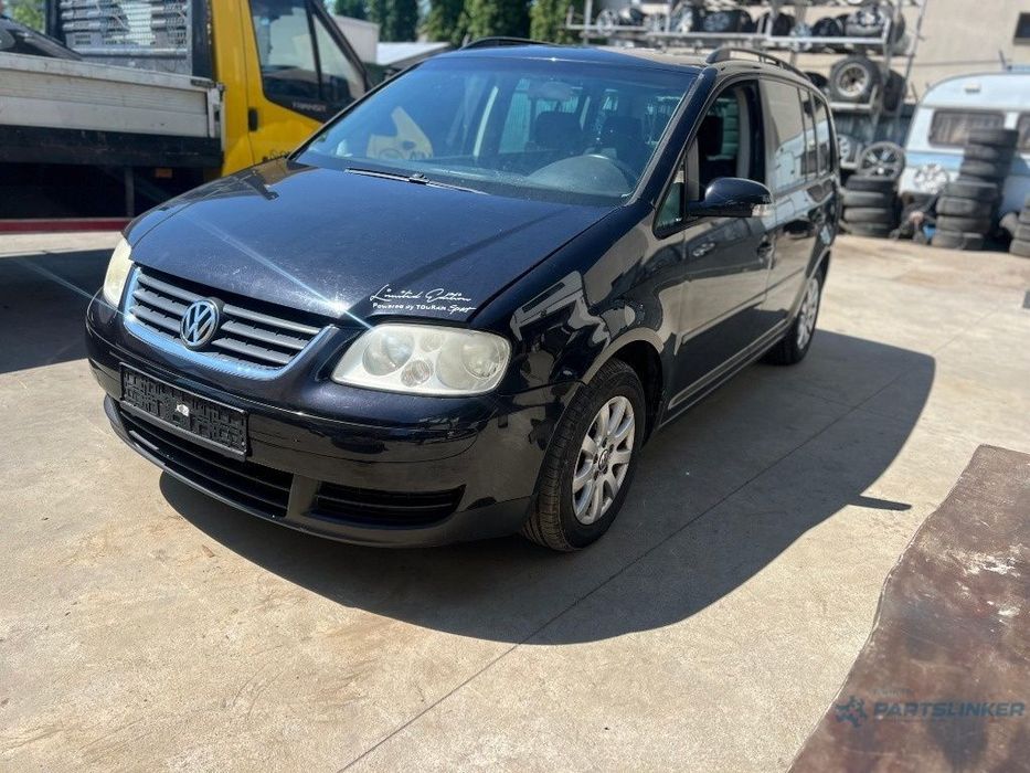 Dezmembrez VOLKSWAGEN TOURAN 1T1, 1T2 2005 1.9 TDI AVQ 74KW|100HP