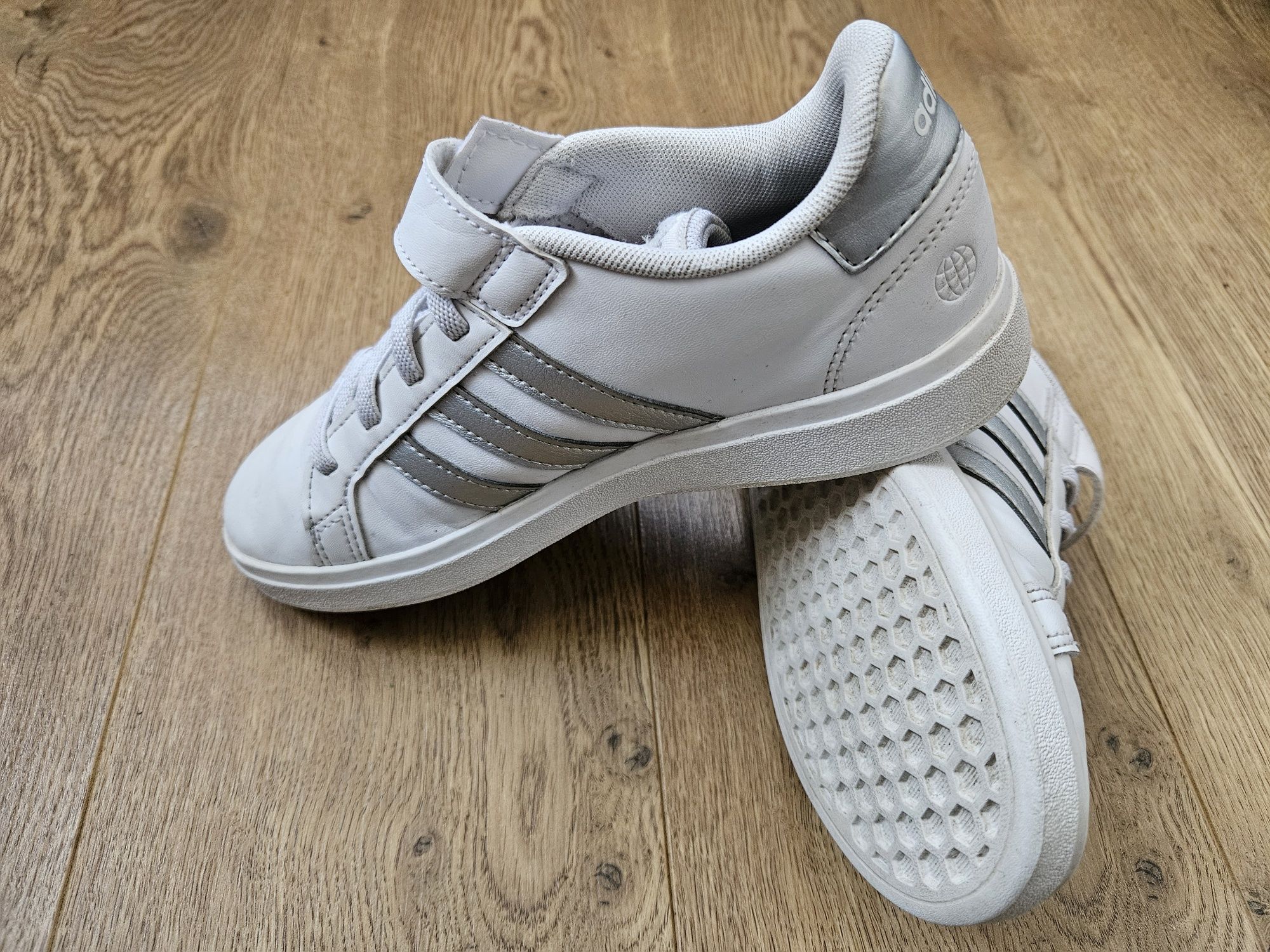 Маратонки Adidas