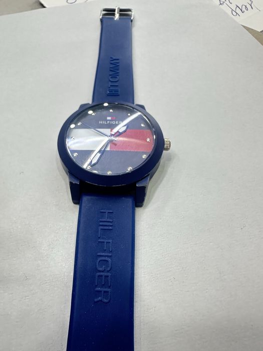 Часы Tommy Hilfiger