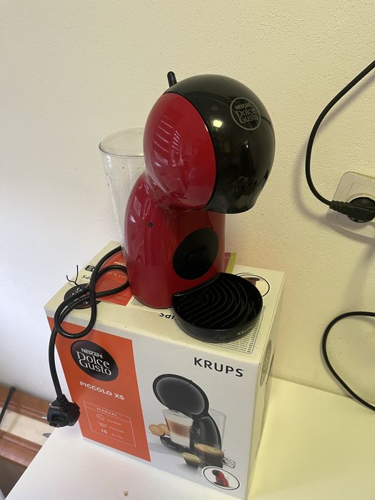 Expresor dolce gusto
