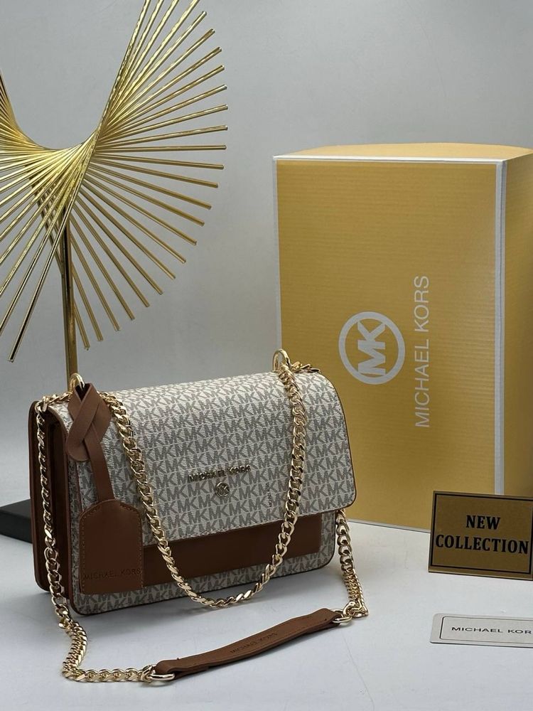 Geanta Michael Kors Noua !!! Dimensiuni 22/17 !!!