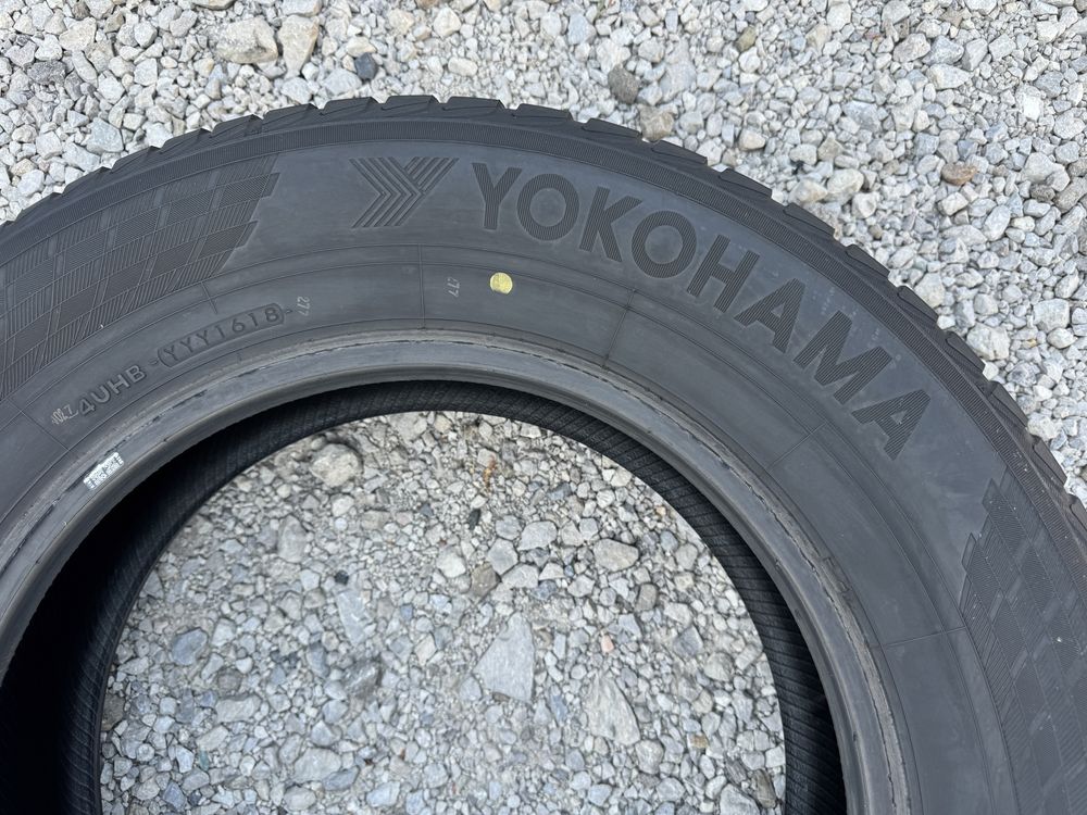 Зимни гуми Yokohama 215/65/16, Dot: 16/18