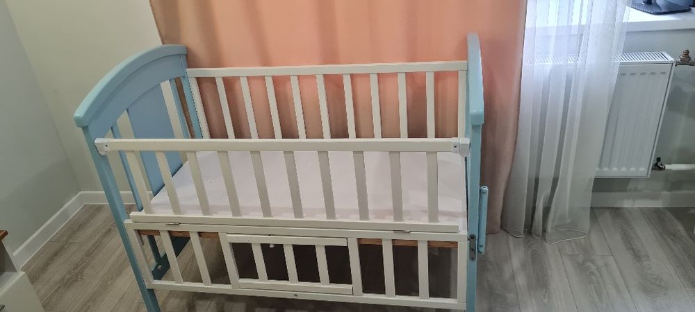 Продам кроватку детскую б/у в хорошем состоянии