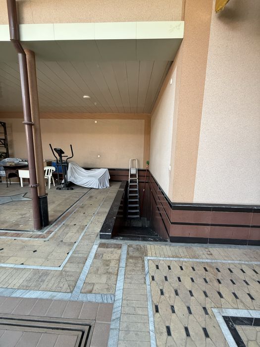 Yangihayot Ozar mahalla. Tayyor yashashli zamonaviy hovli