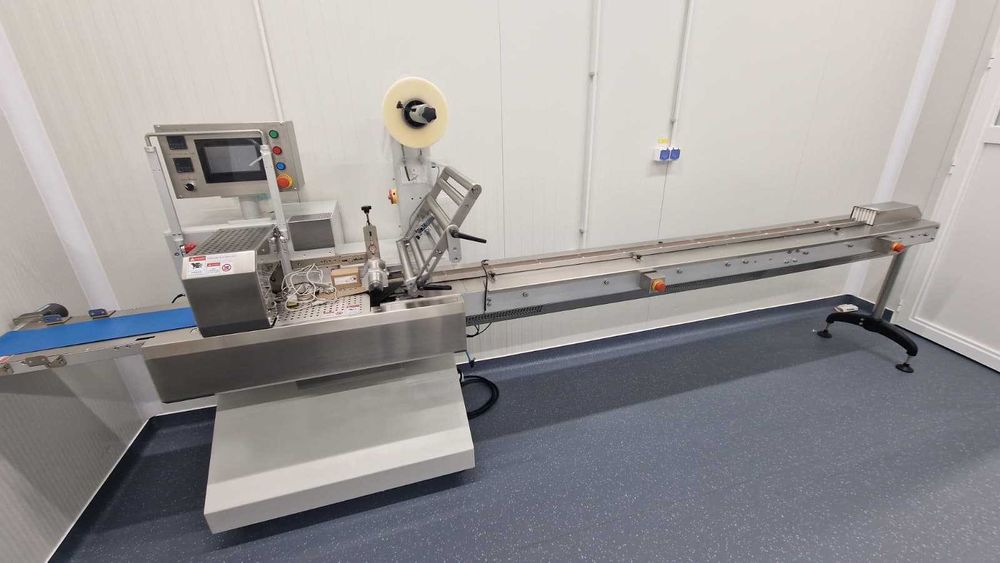 Masina de ambalat orizontala (flow-pack) AHP-450-3S