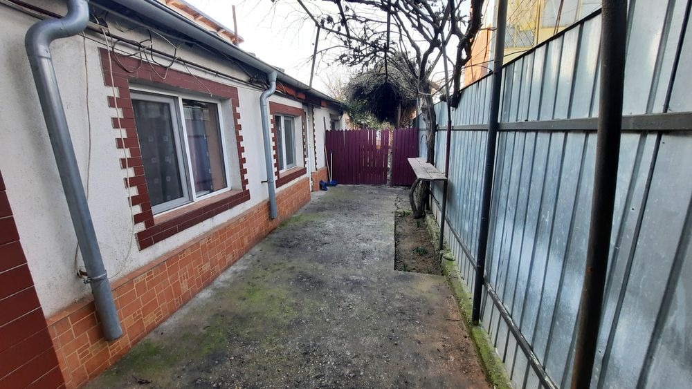 Casa 4 camere Chercea