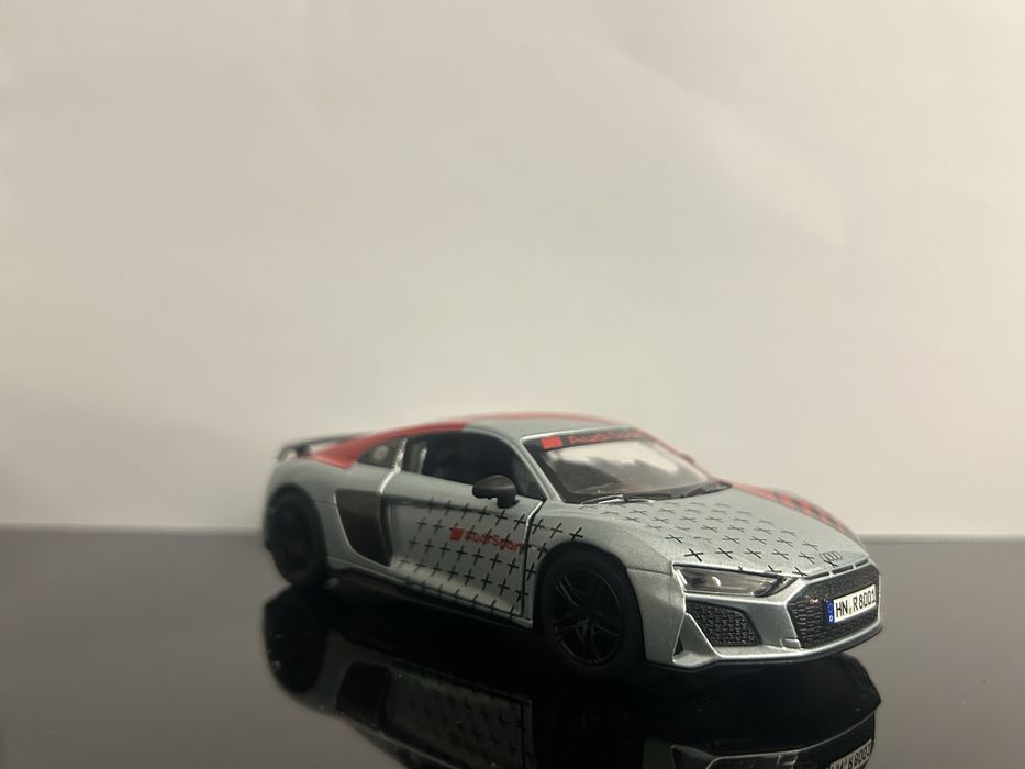 Компрект от 4 колекционерски колички