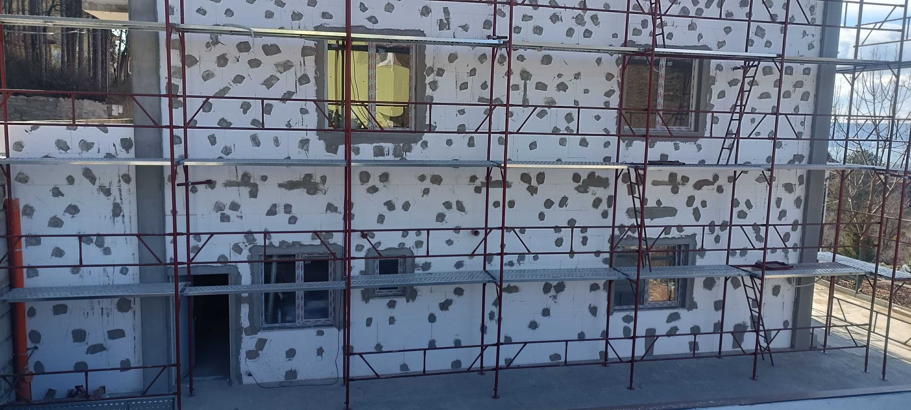 Полагане на топлоизолация