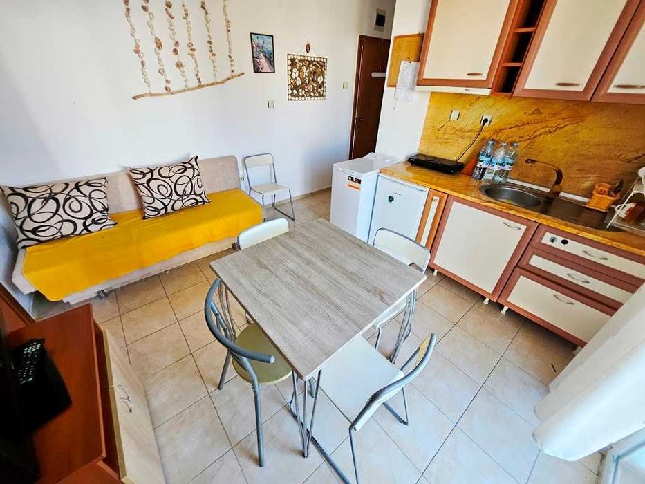 Продава се Двустаен апартамент в к.к. Слънчев бряг - 40 кв.м за 1248 €/кв.м - Снимка #2