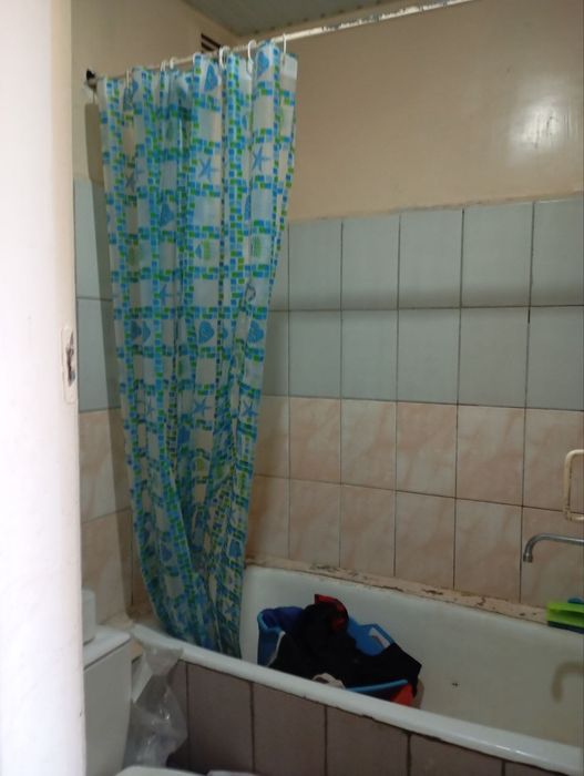 Продаётся срочно своя