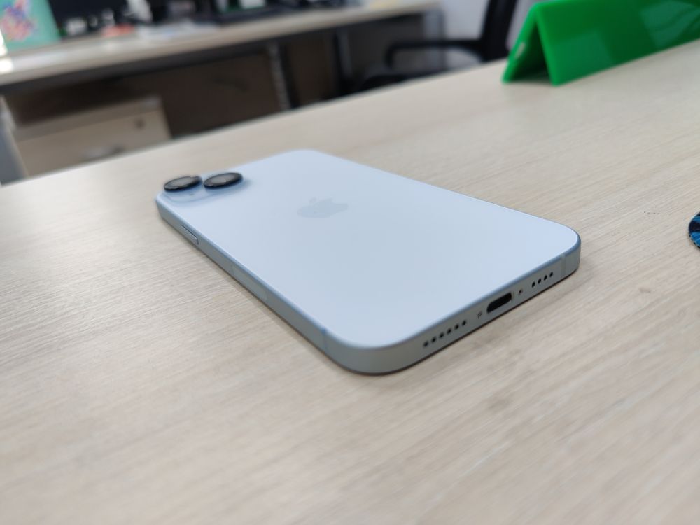 iPhone 15 plus 128 gb