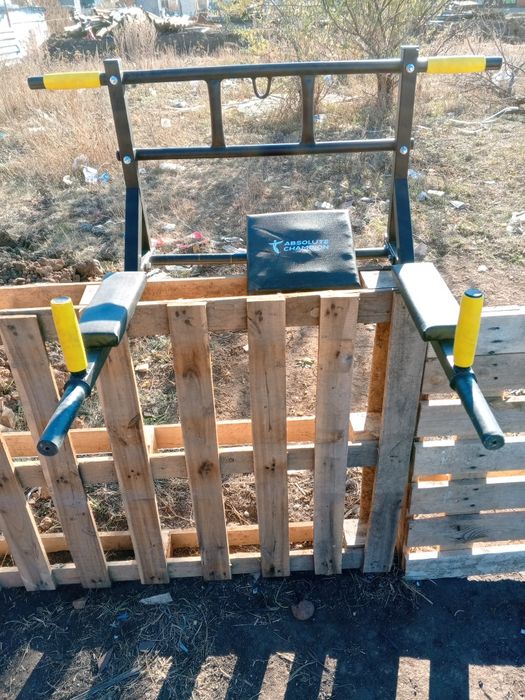 Продам турник кручки есть почти новый