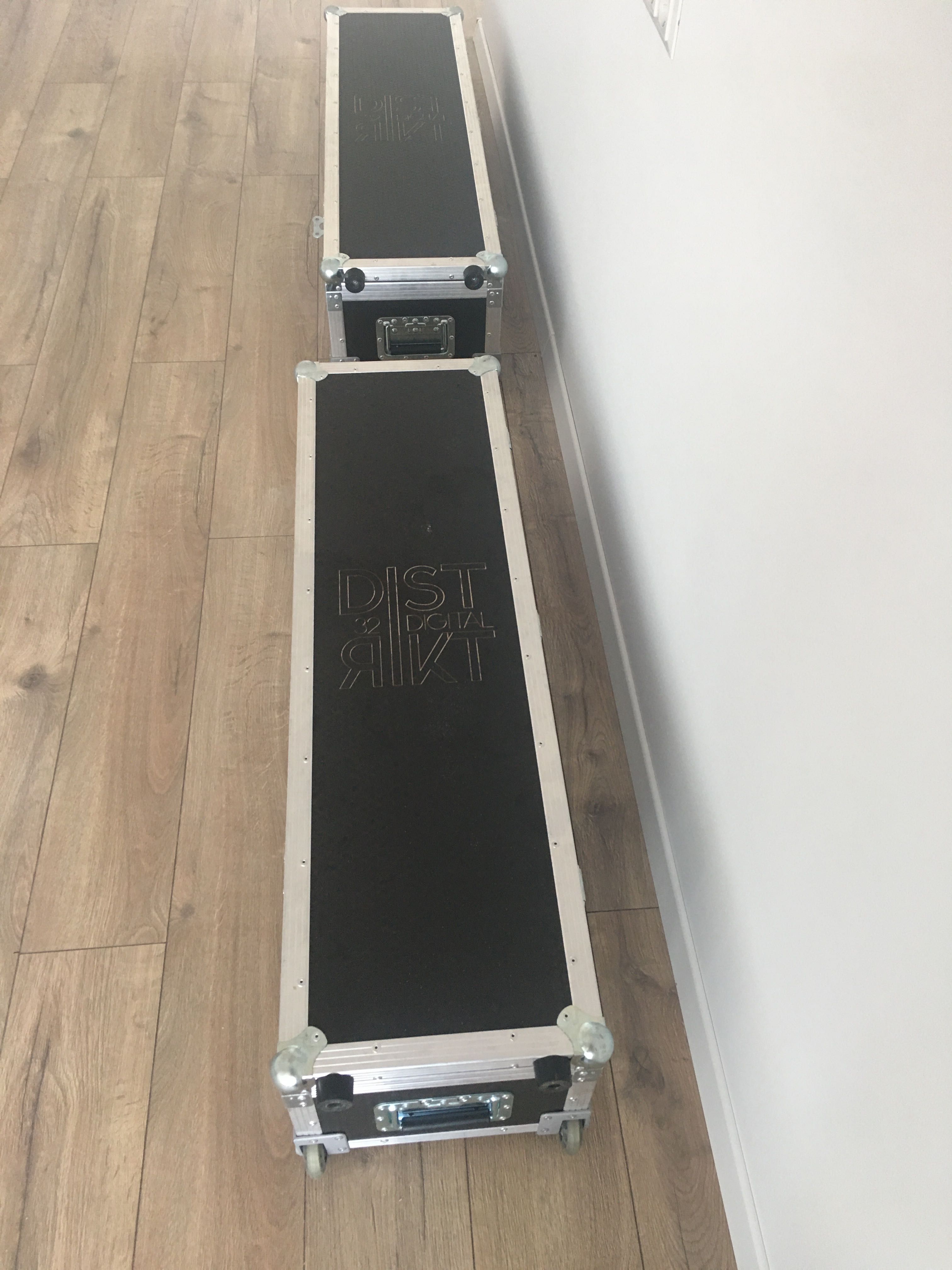 2 buc Flightcase Xtreme Case