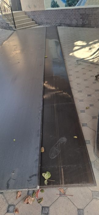 Lecsan sotiladi 12.2