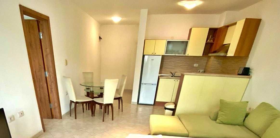 Продава се Двустаен апартамент в Свети Влас - 78 кв.м за 1129 €/кв.м - Снимка #3