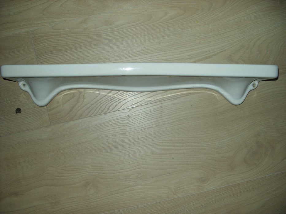 Порцеланови поставки за хартия и за баня, купичка с пате