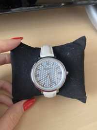Дамски часовник на марката Novatti