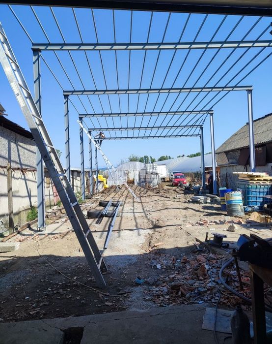 Vând hala metalica  10x15x4