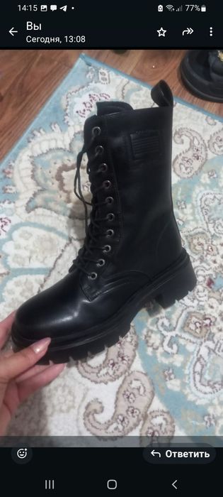 Қыстық етік өте әдемі қалың, размері 38 табаны қалың