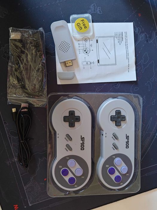 Consola retro SF900, peste 600 jocuri, pentru TV