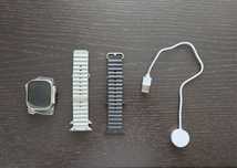 Vând Smartwatch+încărcator+2 curele.