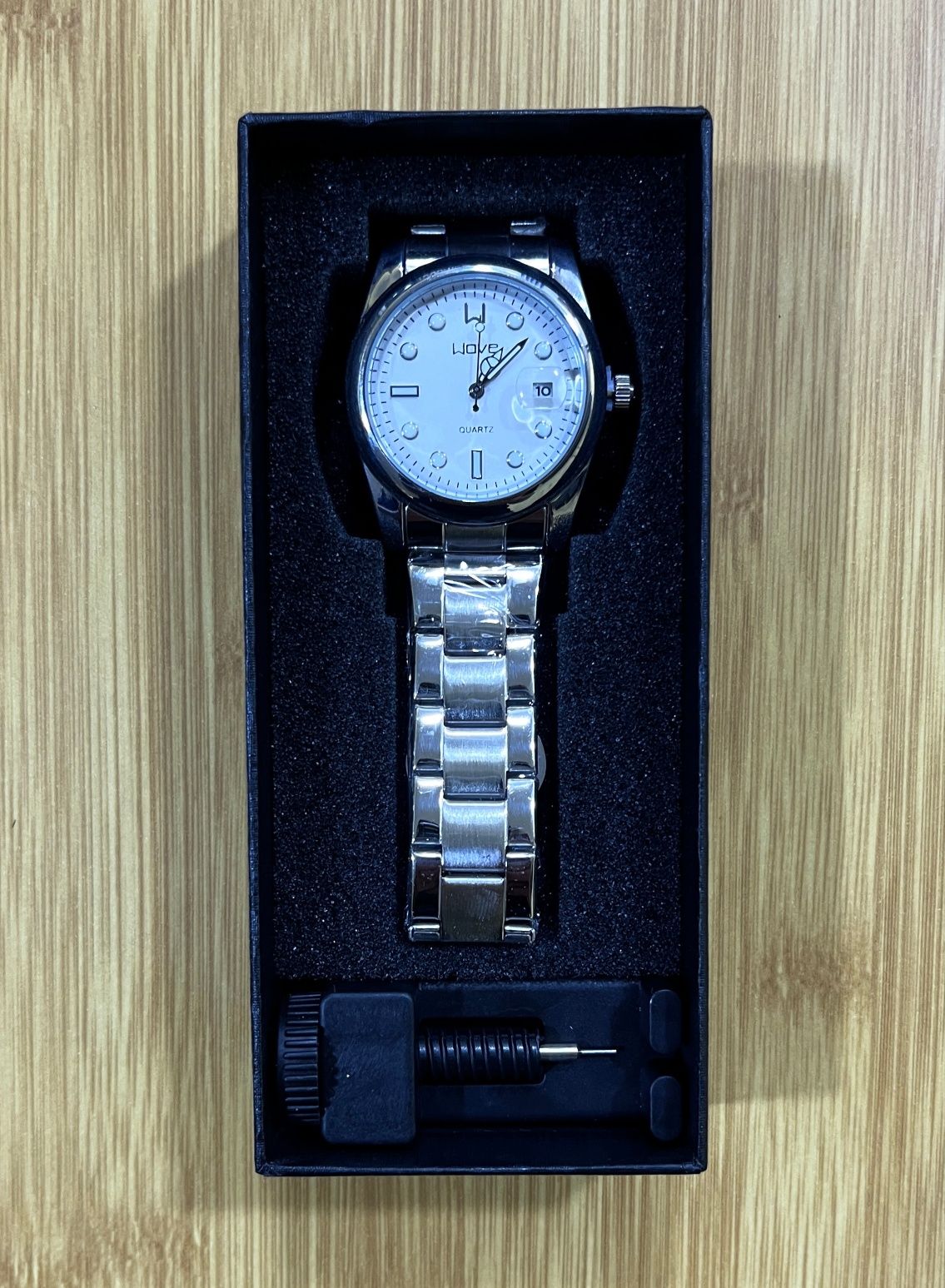 Сағат quartz  2 еу калды