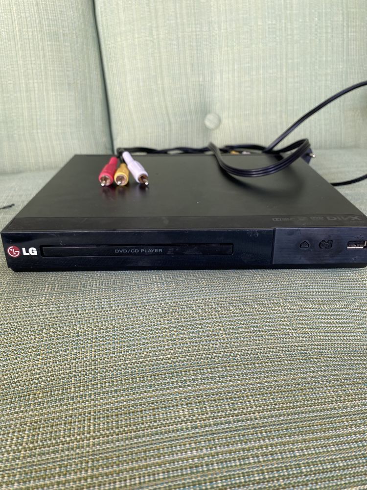 LG DP132 DVD Player