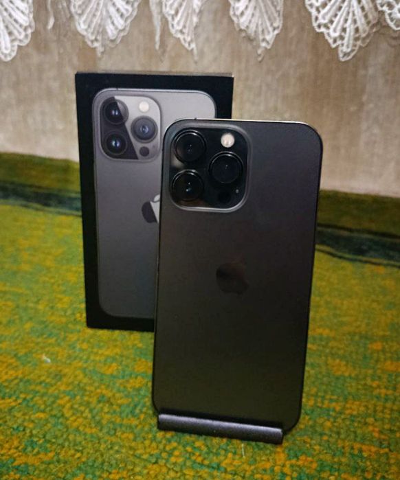 Iphone 13 pro ideal sotiladi tiniq