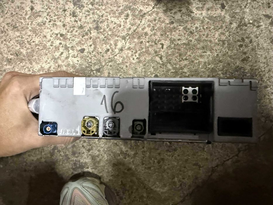 MEDIA,Радио,Навигация,Чейнджър 8T2 035 666 J ном 16