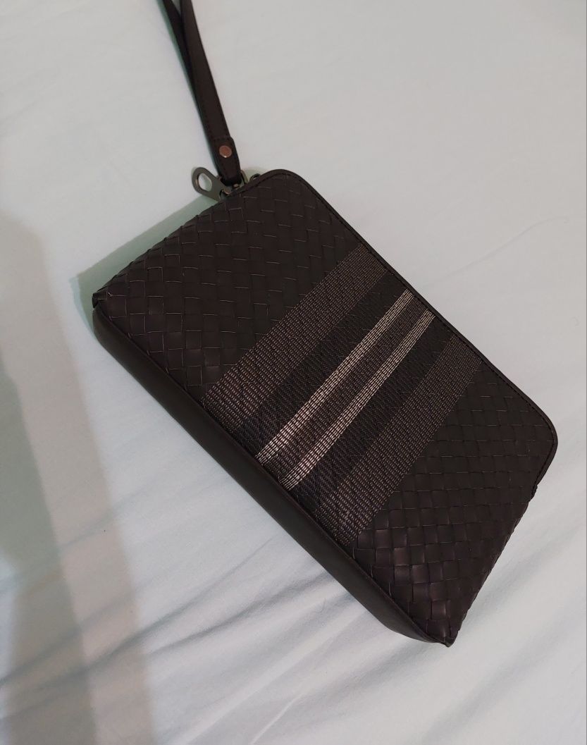 Bottega Venata мъжка чанта