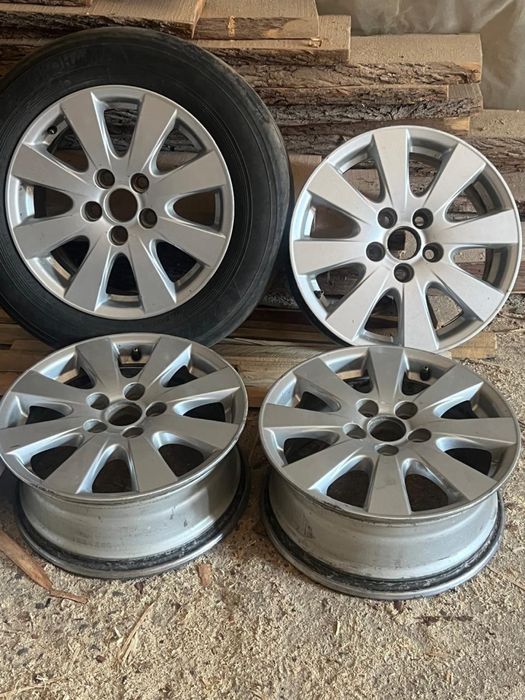 Диски камри 40 продам