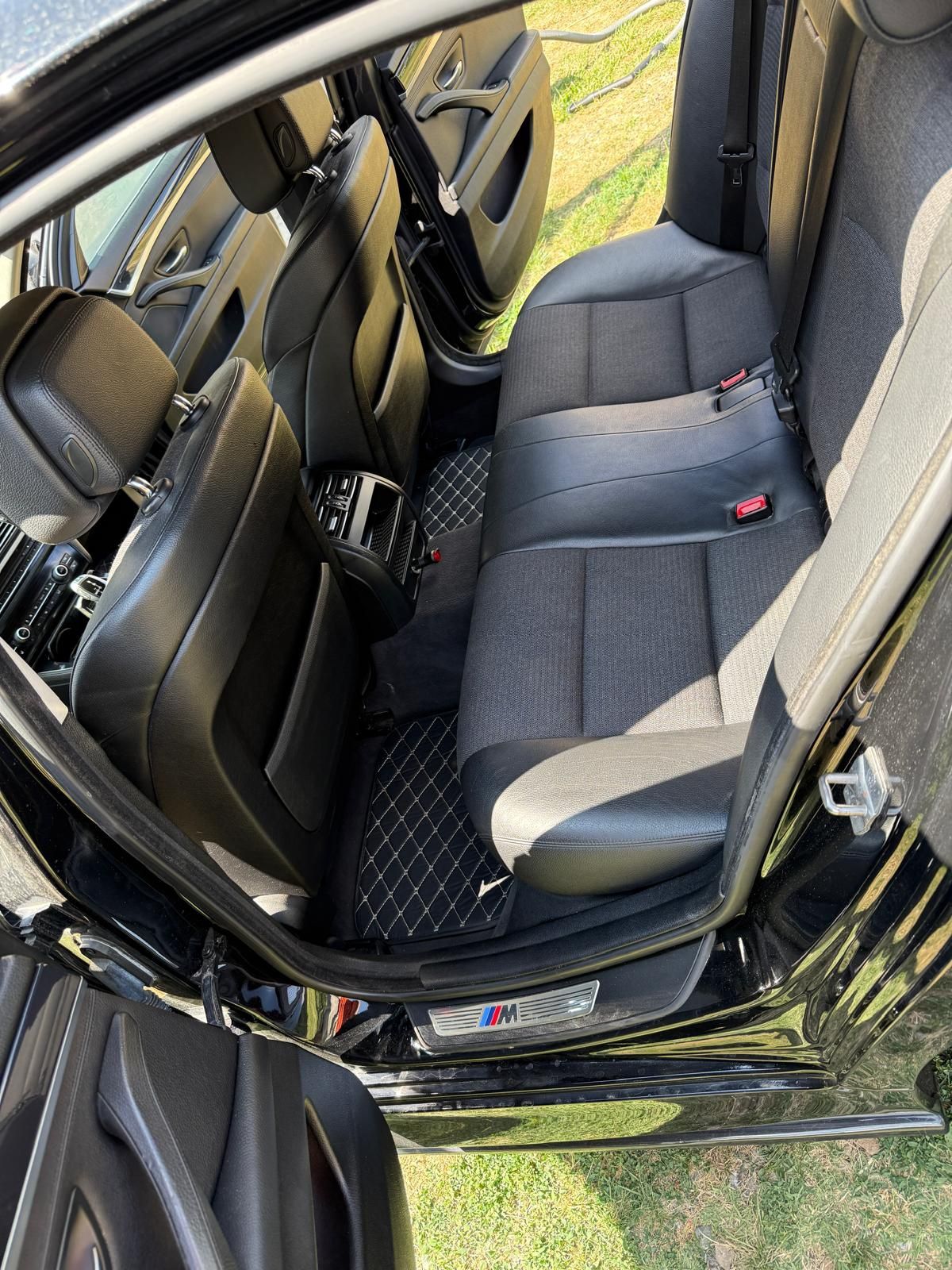 Vând BMW f 10 impecabil