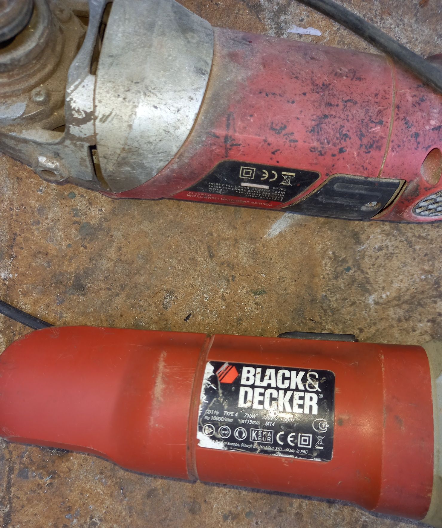 Polizor unghiular Black Decker defect