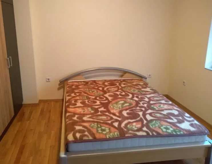 Дава се под наем Тристаен апартамент в Пловдив, Коматево - 88 кв.м за 428.4 € - Снимка #3