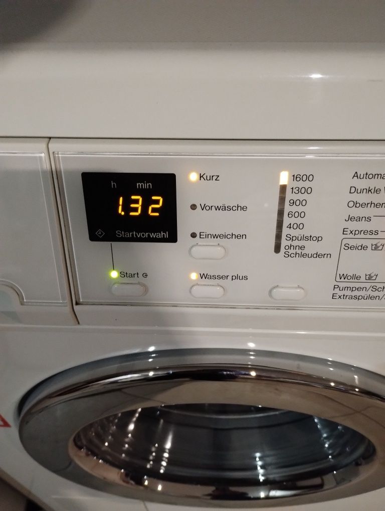 Пералня MIELE Al Wаter Две Води/Топла Студена