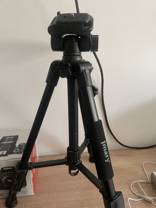 Надёжный штатив для фото и видео — лёгкий, устойчивый