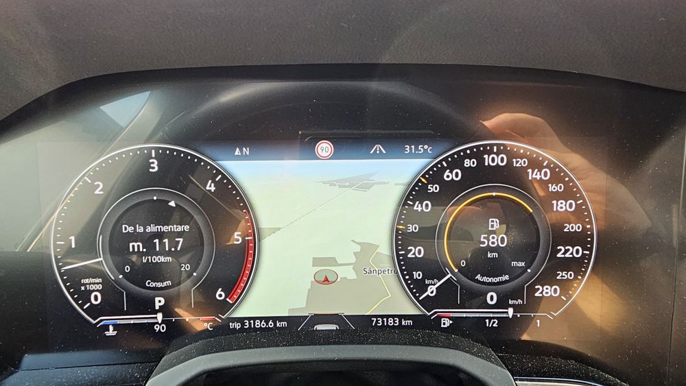 Touareg 2022 - preluare leasing+ garantie mai 2026