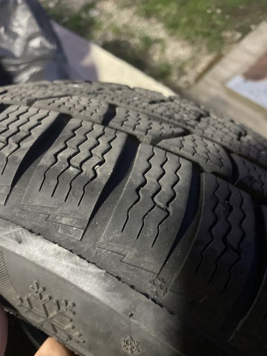 Aproape noua!! Anvelope petlas 215 60 r16. Nr dot 3522