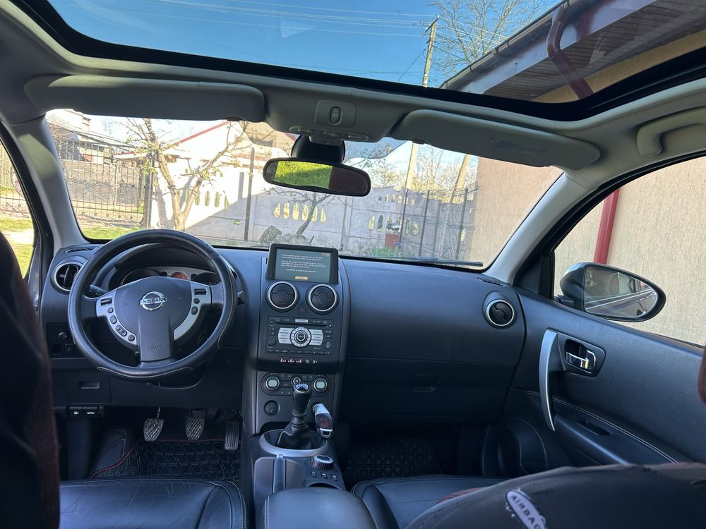 Nissan qashqai 4*4