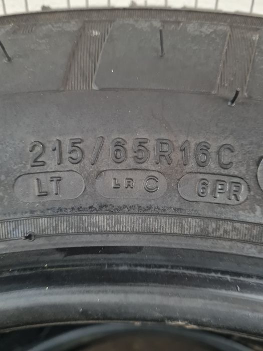 Нови всесезонни гуми 2 броя за Бус MICHELIN Agilis 51 215 65 R16C