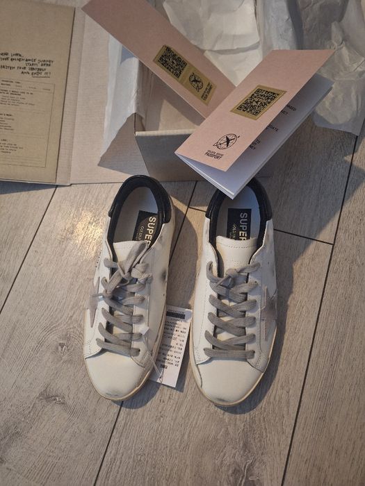 Golden Gosse noi piele