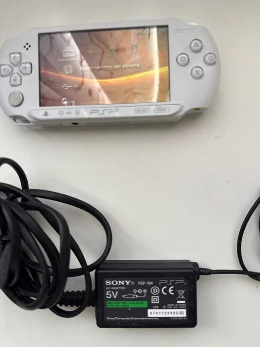 Sony PSP E1004 Ice White - Playstation Portable
