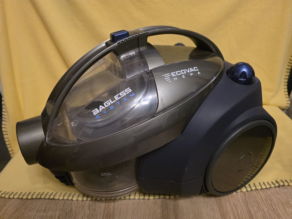 Aspirator fara sac Star-Light ACVS-720B
