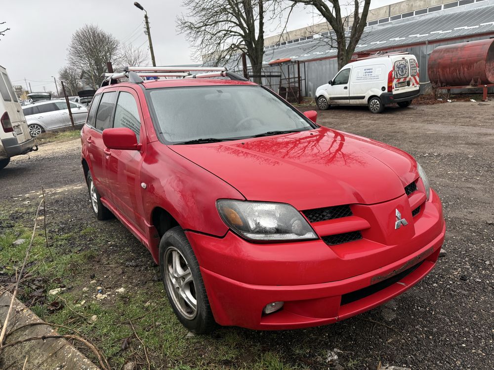 Mitsubishi Outlander на части